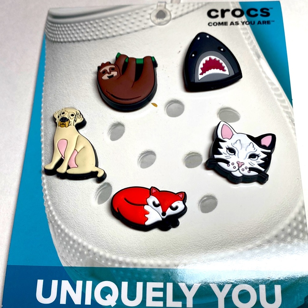 Jibbitz Shoe Charms Crocs Animal Lovers 5 pack Sloth Shark Red Fox Dog Cat BNIB